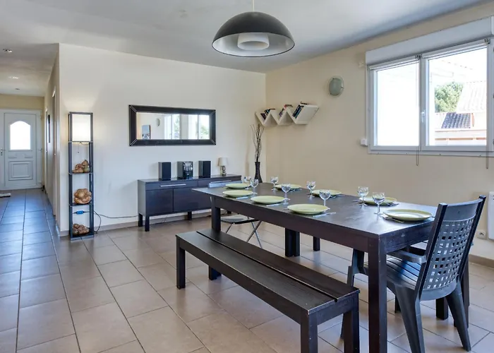 Nael By Interhome Vendays-Montalivet